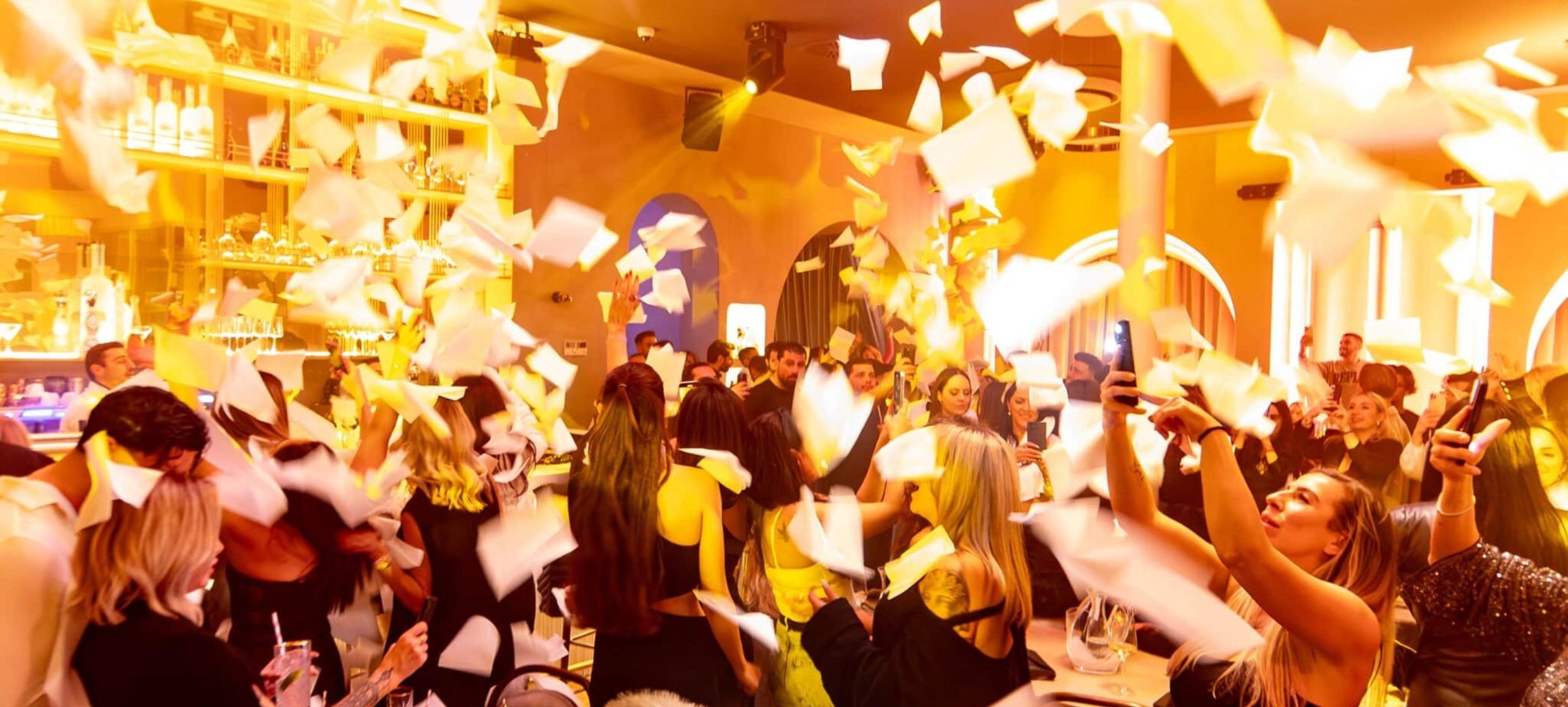 Dinner & Party mit Santorini-Flair im Kymata Modern 2