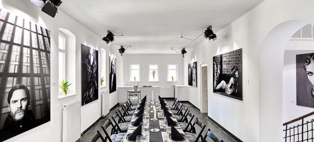 Business Dinner in der Galerie in Gallery Stauch / Stuttgart 2
