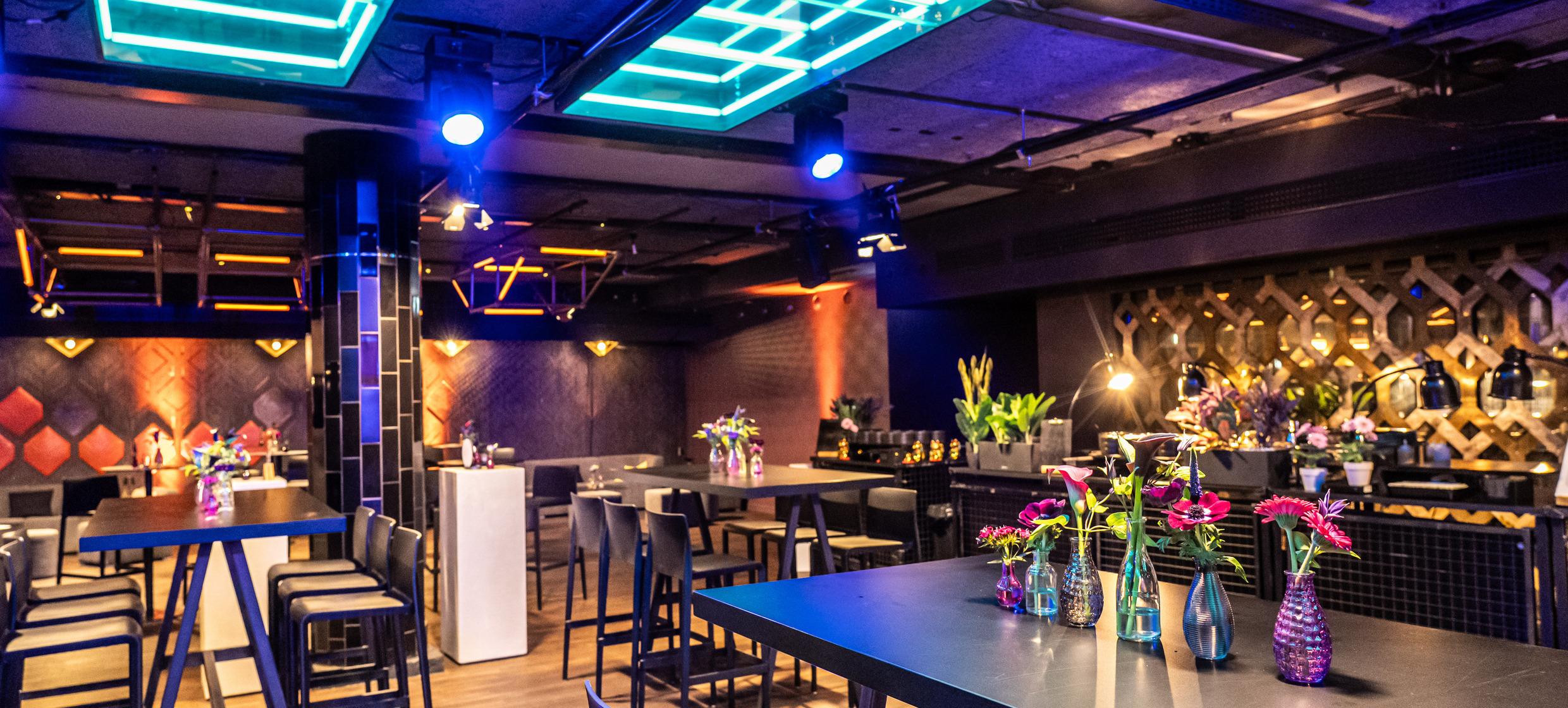 Weihnachtsfeier / Get-Together im Clubbereich des Cafe Moskau 3