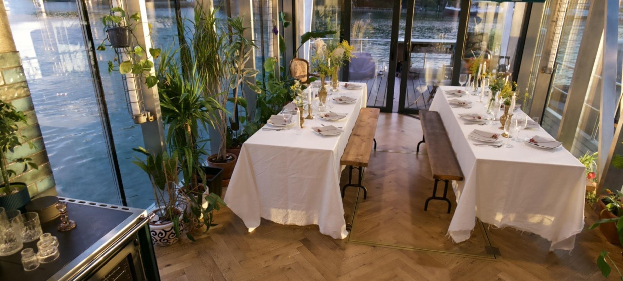WildKraut Eventschiff | Stilvolle Privatevents und Firmenfeiern auf dem Wasser in Berlin 4