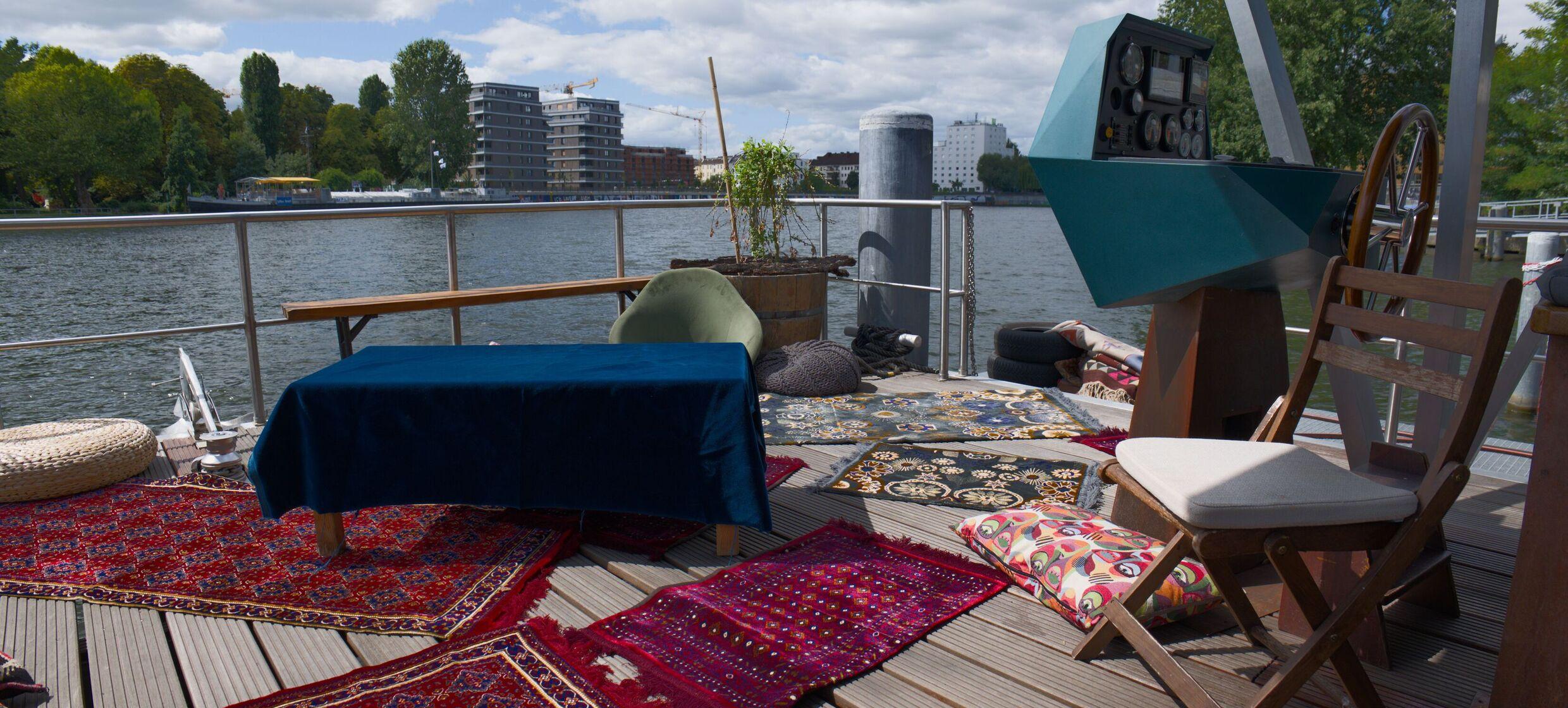 WildKraut Eventschiff | Stilvolle Privatevents und Firmenfeiern auf dem Wasser in Berlin 7