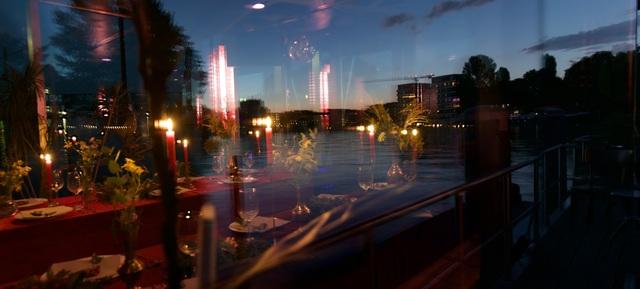Weihnachtsdinner im Floating Venue in Berlin in WildKraut / Berlin 2