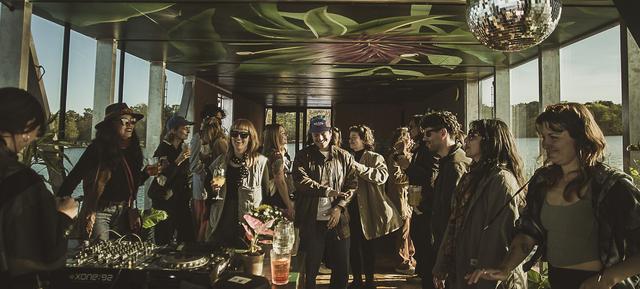 Stilvolles Sommerfest auf dem Wasser in Berlin in WildKraut Eventschiff | Stilvolle Privatevents und Firmenfeiern auf dem Wasser in Berlin / Berlin 2